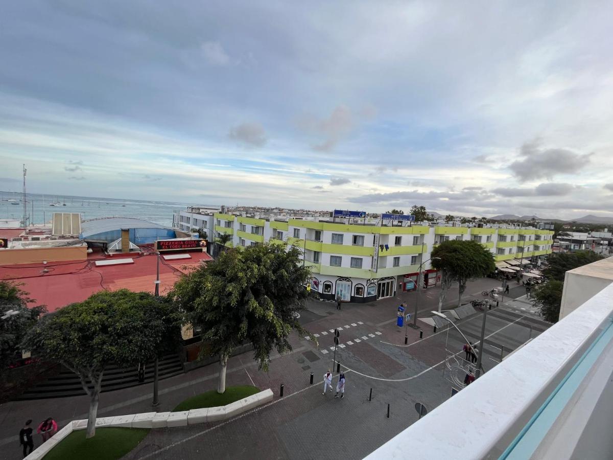 Avenida Central Corralejo Esterno foto